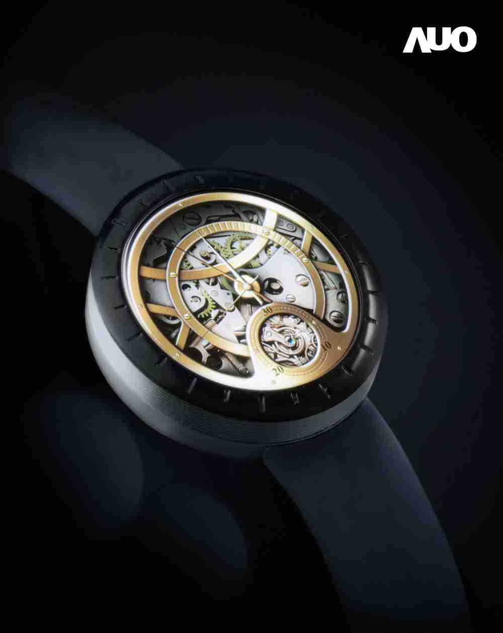 红龙扑克跨域整合Micro LED产业链，，，领先布局完整智能显示生态圈，，，，推出1.39吋商品化的智慧手表，，正式迈向量产元年