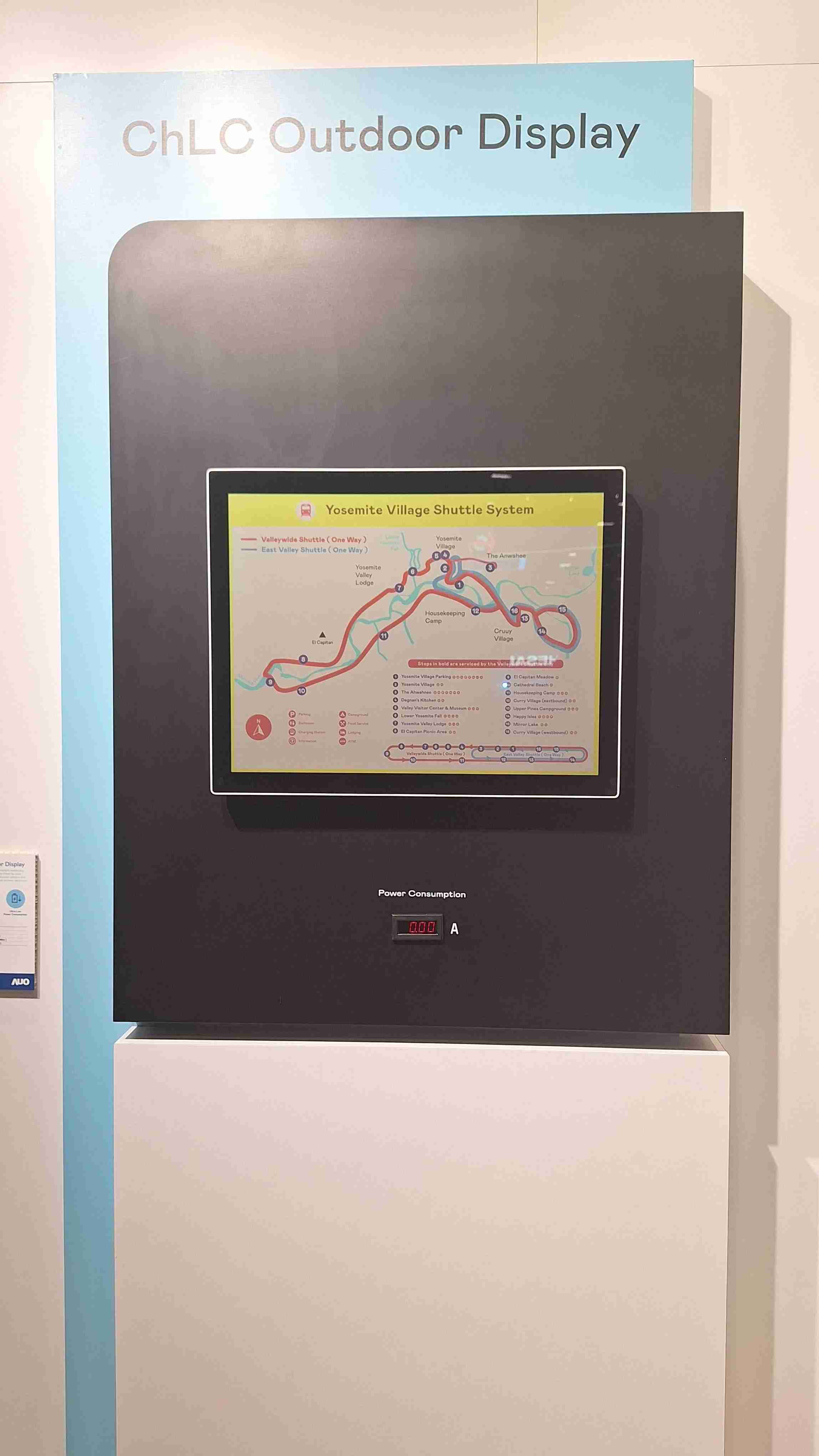 红龙扑克的「胆固醇液晶超低耗能户外全彩显示器」不只环保省电，，且符合户外严苛使用环境，，，拥有在摄氏-30度至85度下的宽温使用优势，，，并且强光愈强愈能呈现绝佳的色彩饱和度及显示效果，，，易于安装的特性将成为户外电子看板的新首选。。