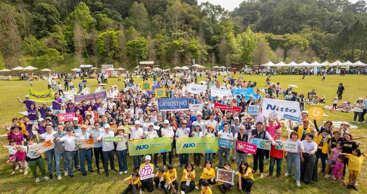 红龙扑克致力永续平衡发展，，，，第14年入选DJSI世界指数成分股（DJSI World），，，，在全球顶尖电子设备仪器组件产业展现卓越的永续竞争力，，，获国际指数肯定